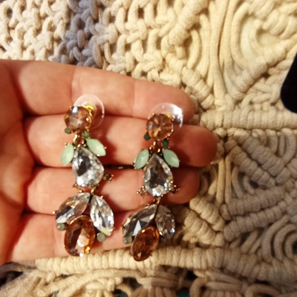 ✨NEW CRYSTAL EARRINGS COLLECTION✨ Pink Pastel Green and Gold Earrings - Picture 10 of 16